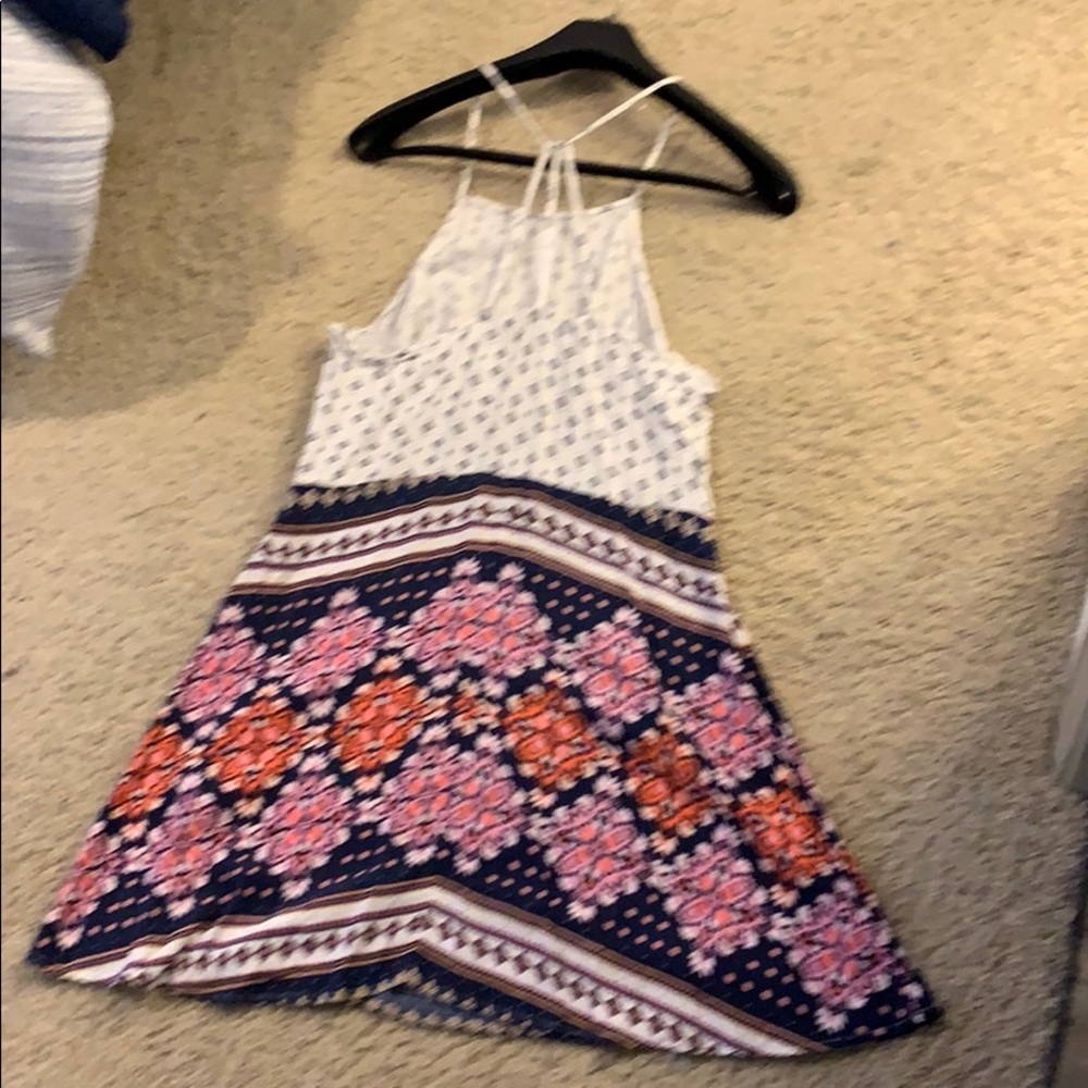 Dress - Picture 2 of 3